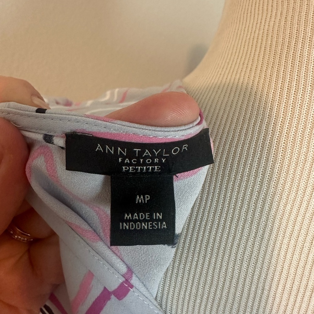 Ann Taylor factory petite dress Medium Petite - Picture 3 of 6